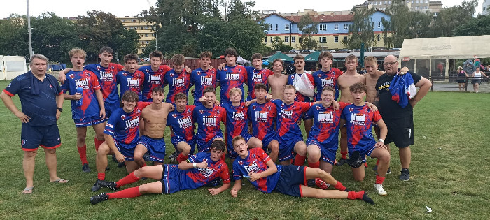 U19